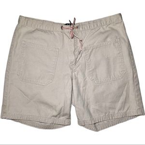 Vintage Tommy Hilfiger 'Tommy Jeans' Khaki Shorts Size 9